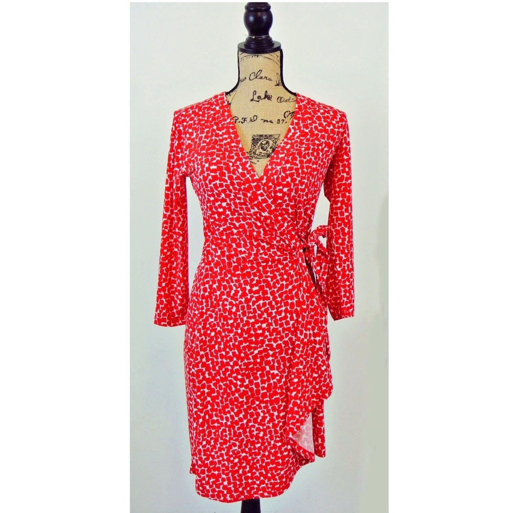 BCBGMAXAZRIA | Red White True Wrap Jersey Dress